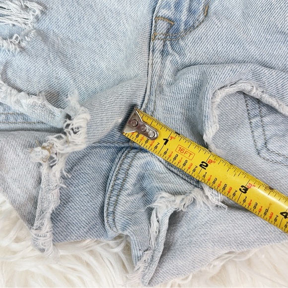 ‼️SALE‼️ PACSUN Women's High Rise Festival Light Denim Ripped Shorts, Size 22 - Picture 7 of 11